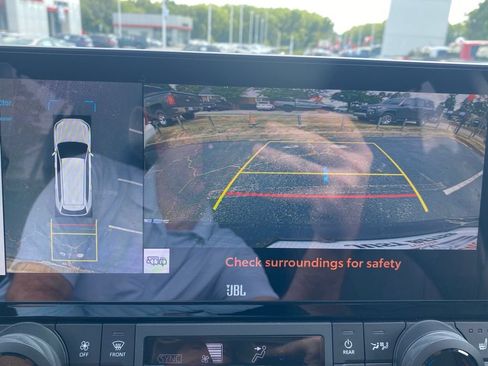 Used 2025 Toyota Grand Highlander AWD Hybrid image 30