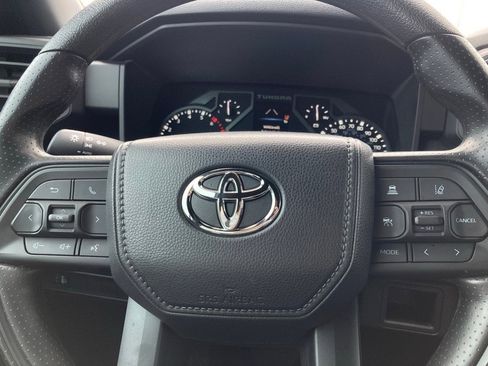 Used 2025 Toyota Tundra SR image 18