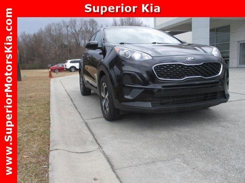 Used 2022 Kia Sportage LX image 1