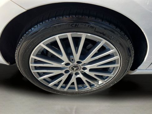 Used 2020 Mercedes-Benz CLA 250 image 32