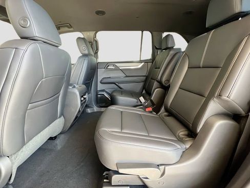 New 2026 GMC Acadia Elevation w/ Elevation Premium Package image 17