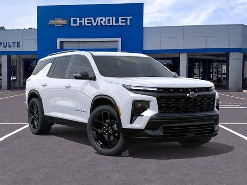 New 2026 Chevrolet Traverse RS w/ LPO, Floor Liner Package FWD image 7