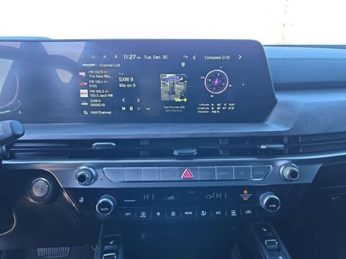 Used 2023 Kia Telluride EX X-Line image 28