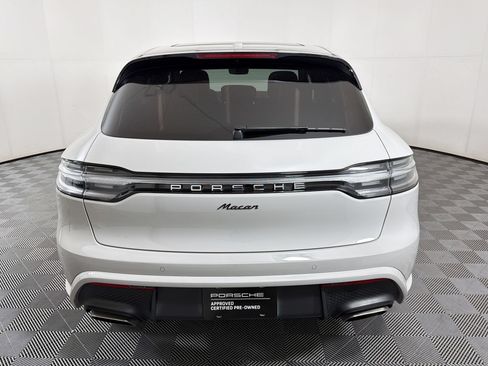 Certified 2025 Porsche Macan AWD/4WD image 11