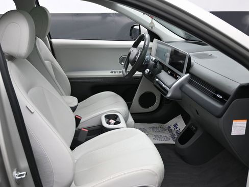 Used 2023 Hyundai Ioniq 5 Limited image 36