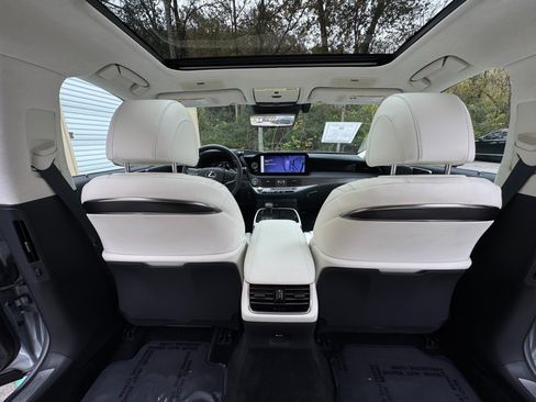 Used 2023 Lexus LS 500h AWD w/ Luxury Package image 71