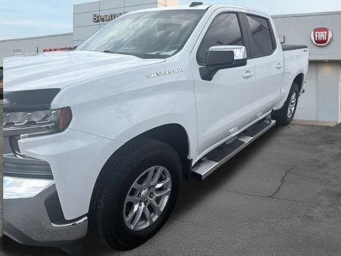 Used 2021 Chevrolet Silverado 1500 LT w/ Convenience Package II AWD/4WD image 6