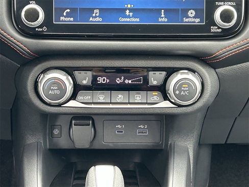 Used 2025 Nissan Versa SR w/ Trunk Package image 15