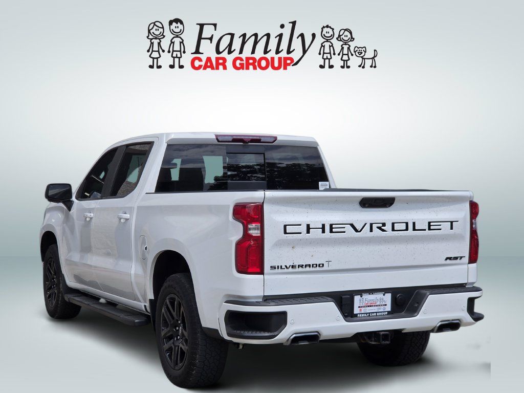 Used 2023 Chevrolet Silverado 1500 RST w/ RST All Star Premium Package AWD/4WD image 3