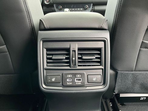 New 2026 Subaru Outback Limited AWD/4WD image 15