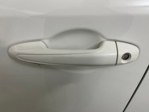 Used 2018 Toyota RAV4 LE w/ All Weather Liner Package image 39