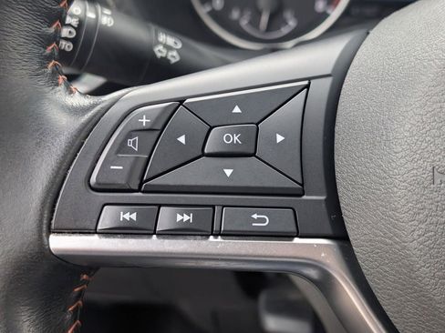 Certified 2023 Nissan Sentra SR FWD image 21