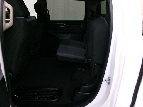 Used 2020 RAM 1500 Big Horn AWD/4WD image 30
