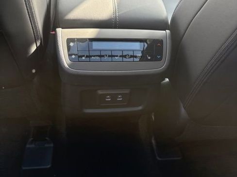 New 2026 Nissan Pathfinder SL w/ SL Premium Package AWD/4WD image 12