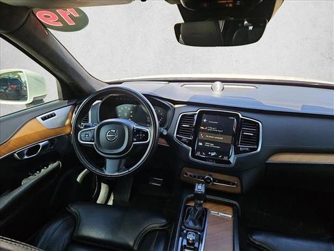 Used 2019 Volvo XC90 T6 Inscription w/ Luxury Package AWD/4WD image 3