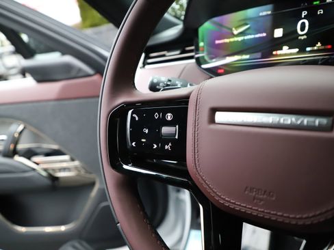 New 2026 Land Rover Range Rover Sport Dynamic SE image 24