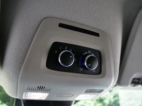 Used 2023 Ford Transit 350 XL AWD/4WD image 17