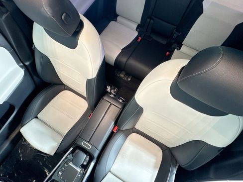 Certified 2022 Mercedes-Benz GLB 35 AMG AMG GLB 35 4MATIC SUV image 20