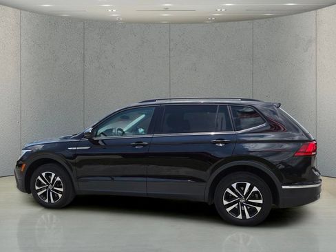 Used 2022 Volkswagen Tiguan S w/ IQ.Drive Package AWD/4WD image 8