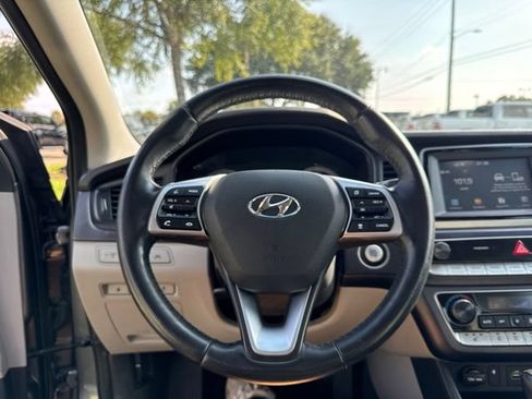 Used 2019 Hyundai Sonata SEL w/ Tech Package 02 FWD image 23