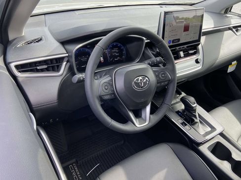 Used 2026 Toyota Corolla Cross XLE w/ Convenience Package AWD/4WD image 13