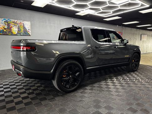 Used 2022 Rivian R1T Launch Edition image 15