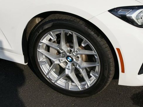 Used 2025 BMW 330i xDrive Sedan image 9