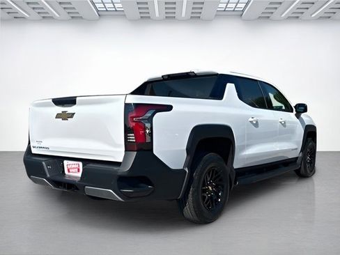New 2026 Chevrolet Silverado EV LT image 4
