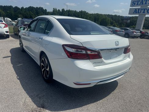 Used 2016 Honda Accord EX-L image 6
