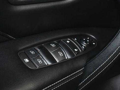 Used 2023 INFINITI QX80 Luxe w/ Cargo Package AWD/4WD image 9