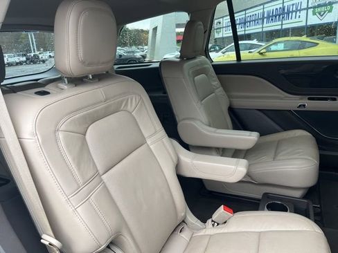 Used 2023 Lincoln Aviator Reserve w/ Equipment Group 201A image 14