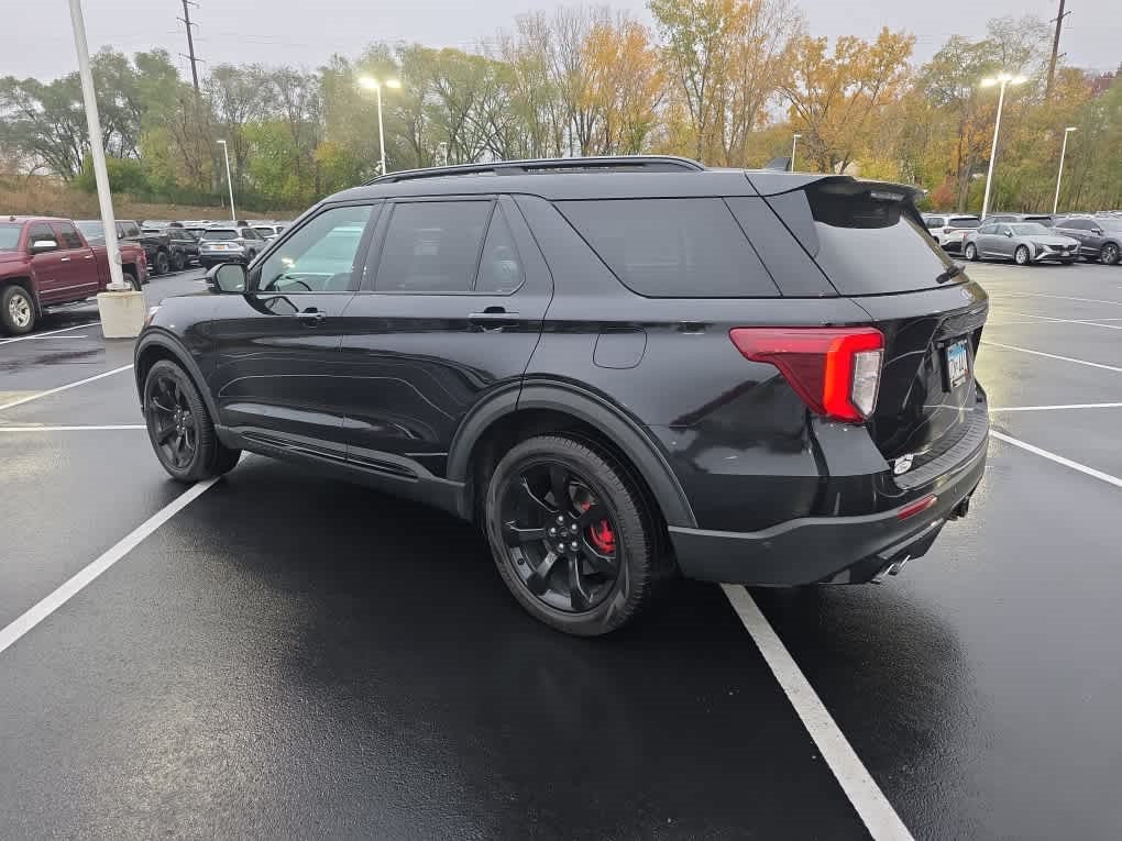Used 2020 Ford Explorer ST w/ ST Street Pack AWD/4WD image 4