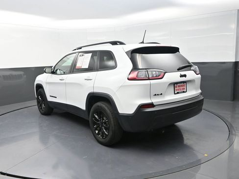 Used 2023 Jeep Cherokee Altitude Lux image 8