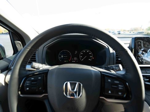 New 2026 Honda Odyssey EX-L image 15