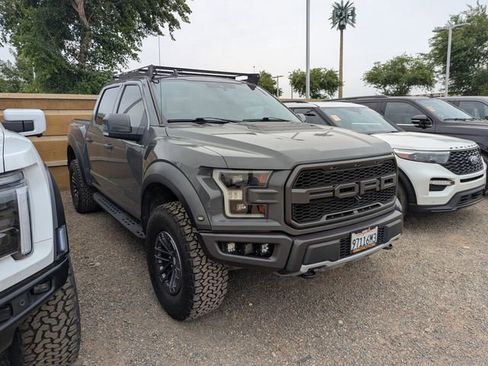 Used 2020 Ford F150 Raptor w/ Equipment Group 802A Luxury AWD/4WD image 4
