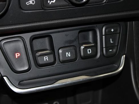 Used 2018 GMC Terrain SLE w/ Driver Convenience Package FWD image 37