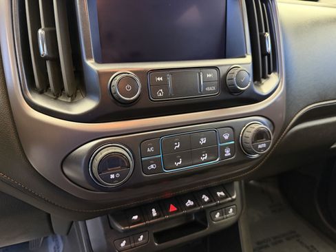 Used 2022 GMC Canyon AT4 AWD/4WD image 21