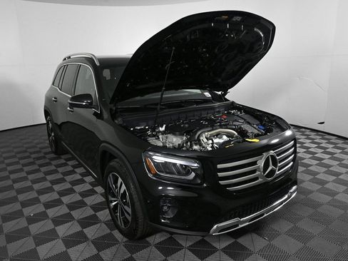 Certified 2025 Mercedes-Benz GLB 250 image 33