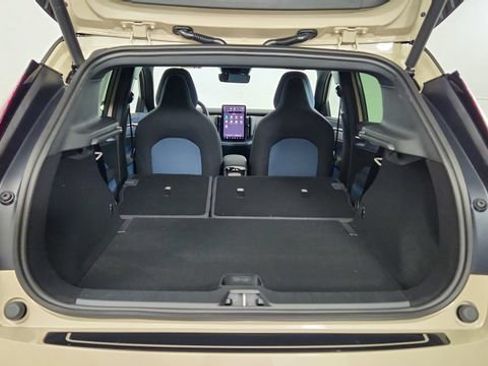 New 2026 Volvo EX30 Plus w/ Protection Package Premier AWD/4WD image 38