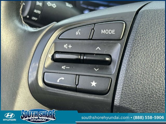 Certified 2024 Hyundai Venue SEL FWD image 20