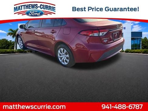 Used 2020 Toyota Corolla LE FWD image 6