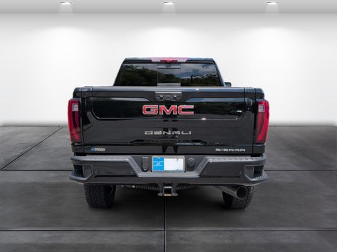 Used 2026 GMC Sierra 2500 Denali w/ Denali Reserve Package AWD/4WD image 7