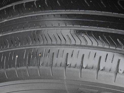 Used 2025 MAZDA CX-90 3.3 Turbo w/ Preferred Package image 13