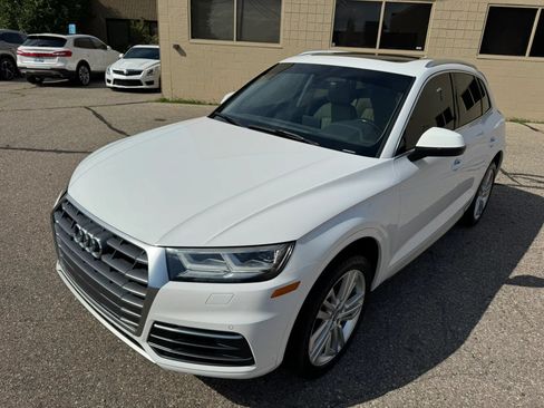Used 2018 Audi Q5 2.0T Premium Plus w/ Premium Plus Package AWD/4WD image 13