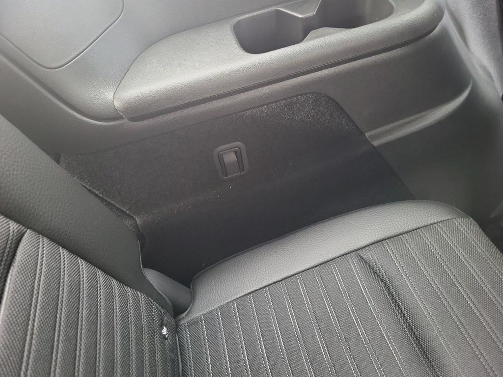 Used 2023 Nissan Pathfinder Rock Creek AWD/4WD image 15