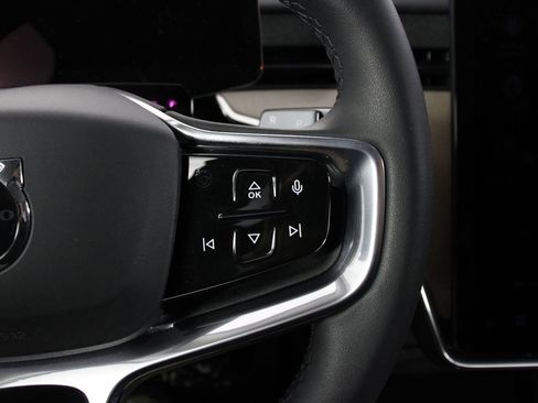 Certified 2025 Volvo EX90 Ultra image 11