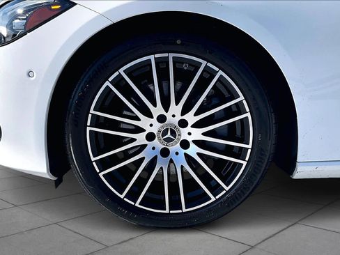 Used 2022 Mercedes-Benz C 300 Sedan image 10