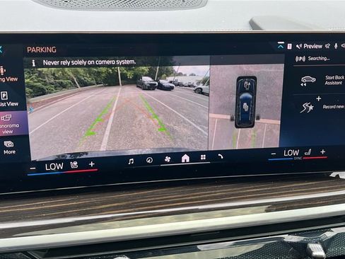 Certified 2025 BMW X7 xDrive40i w/ Premium Package AWD/4WD image 17