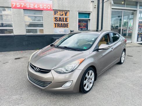 Used 2012 Hyundai Elantra Limited w/ Technology Pkg 5 image 3