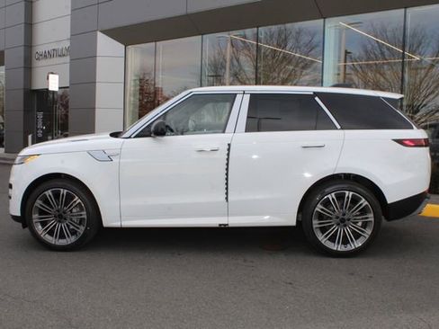 New 2026 Land Rover Range Rover Sport SE image 5